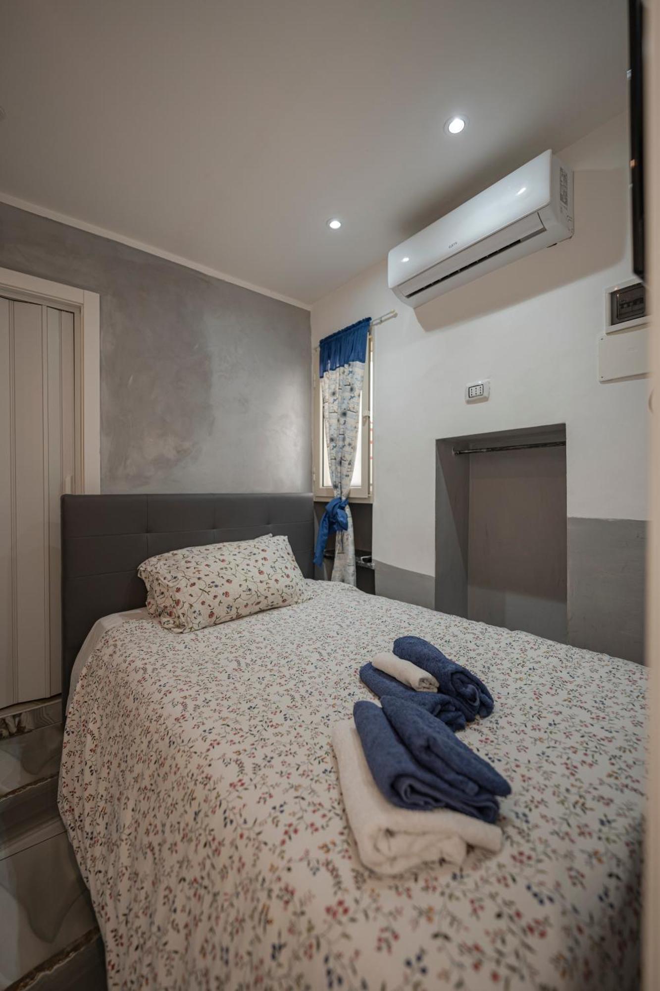 Il Faro 17 Bed & Breakfast Taranto Exterior foto
