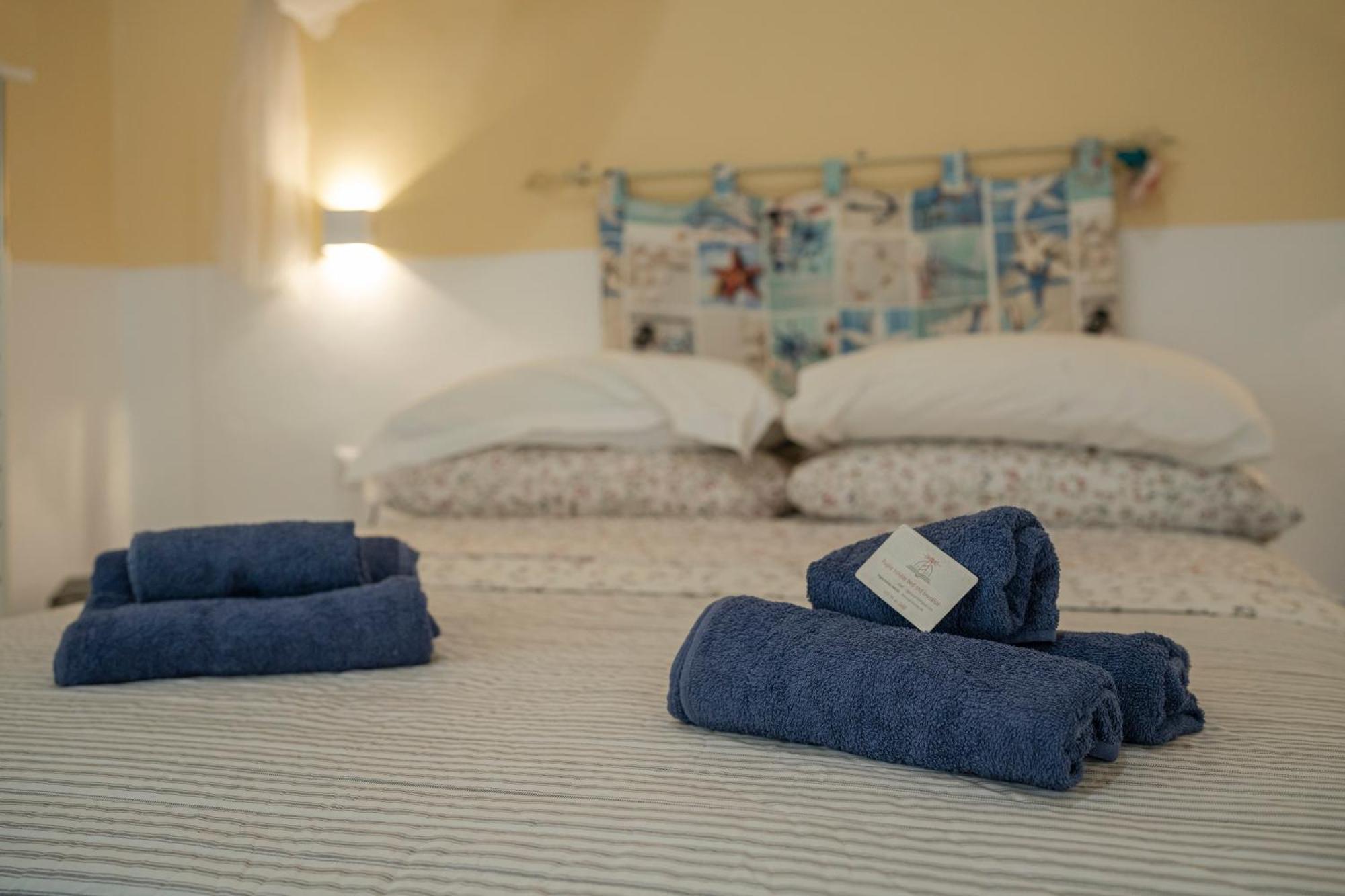 Il Faro 17 Bed & Breakfast Taranto Exterior foto